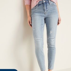 NWT Old Navy High Rise Rockstar Jeans